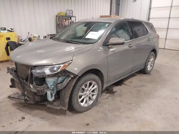 3GNAXSEV7JS649215 2018 CHEVROLET EQUINOX - Image 2