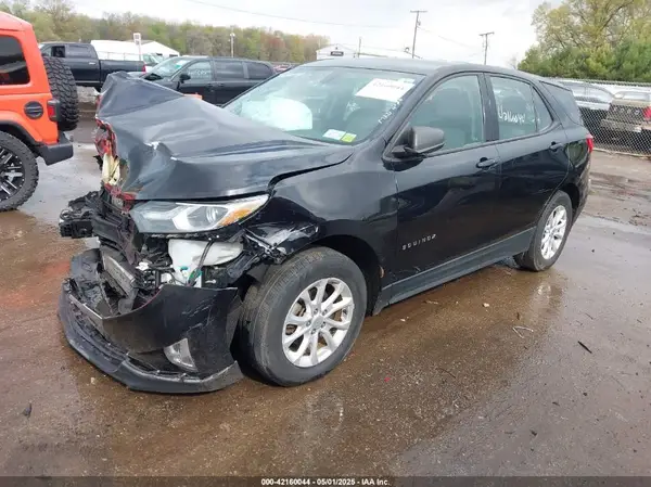 3GNAXSEV7KL223147 2019 CHEVROLET EQUINOX - Image 2