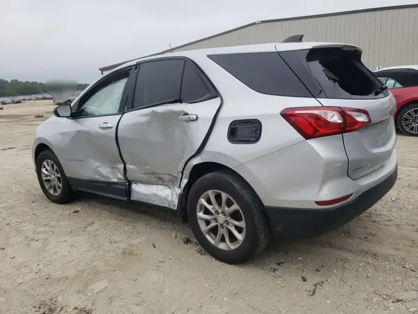 3GNAXSEV7KL326620 2019 CHEVROLET EQUINOX - Image 2