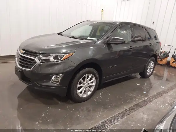3GNAXSEV7KS581385 2019 CHEVROLET EQUINOX - Image 2
