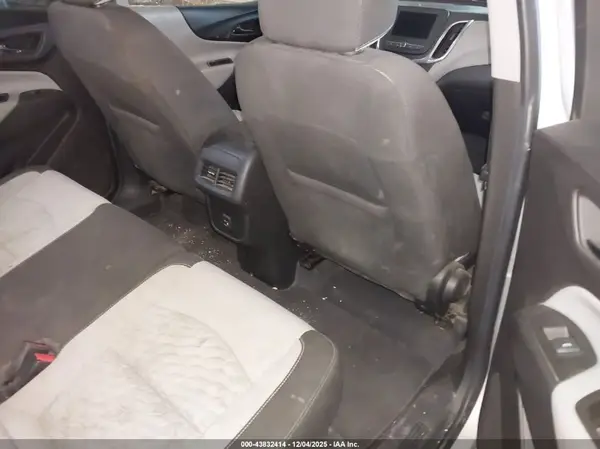 3GNAXSEV7KS617897 2019 CHEVROLET EQUINOX - Image 8