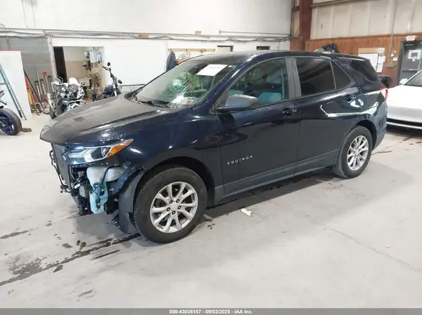 3GNAXSEV7LS630425 2020 CHEVROLET EQUINOX - Image 2