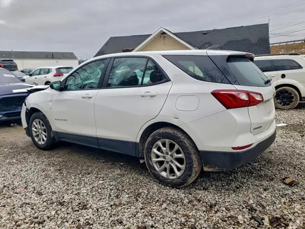 3GNAXSEV7LS683898 2020 CHEVROLET EQUINOX - Image 2