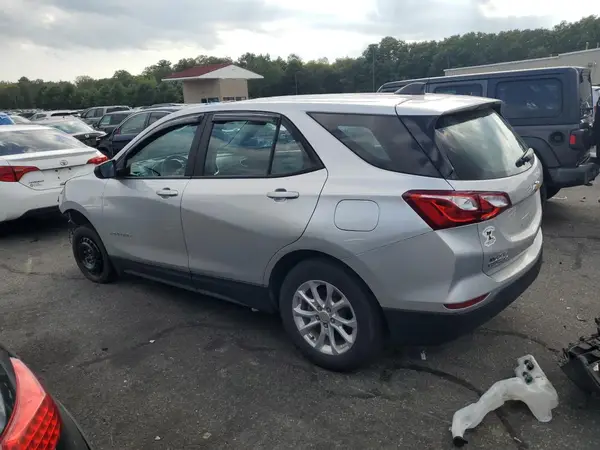 3GNAXSEV7MS163556 2021 CHEVROLET EQUINOX - Image 2