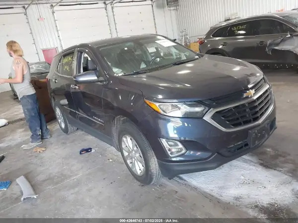 3GNAXSEV8JS576758 2018 CHEVROLET EQUINOX - Image 1