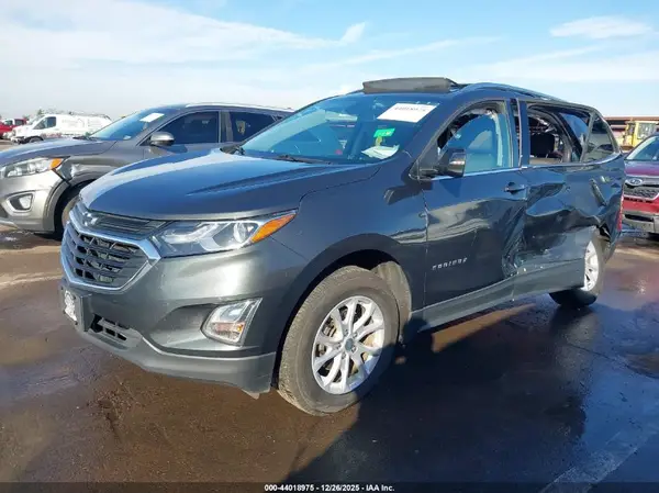 3GNAXSEV8JS645271 2018 CHEVROLET EQUINOX - Image 2