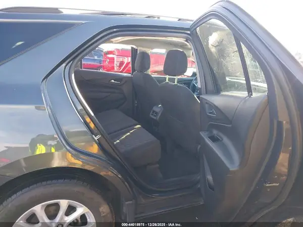 3GNAXSEV8JS645271 2018 CHEVROLET EQUINOX - Image 8