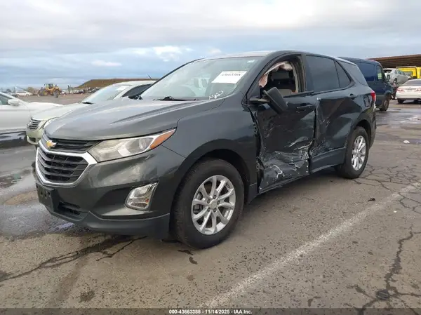 3GNAXSEV8KS505013 2019 CHEVROLET EQUINOX - Image 2