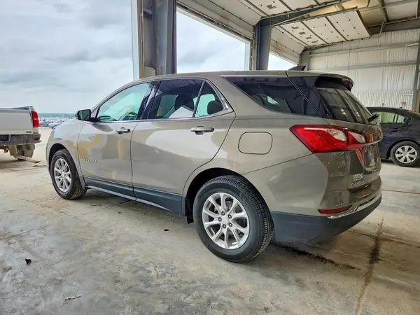 3GNAXSEV9JS596713 2018 CHEVROLET EQUINOX - Image 2