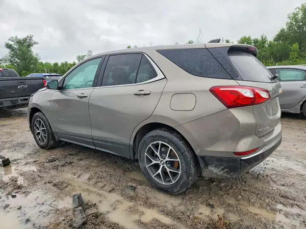 3GNAXSEV9JS623537 2018 CHEVROLET EQUINOX - Image 2