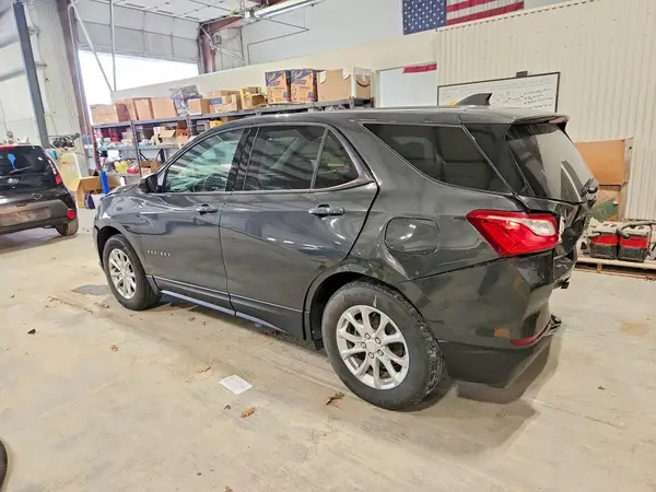 3GNAXSEV9KL336324 2019 CHEVROLET EQUINOX - Image 2