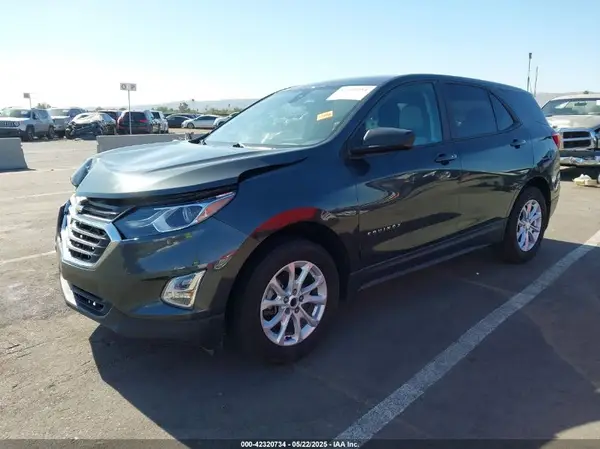 3GNAXSEV9LS563651 2020 CHEVROLET EQUINOX - Image 2
