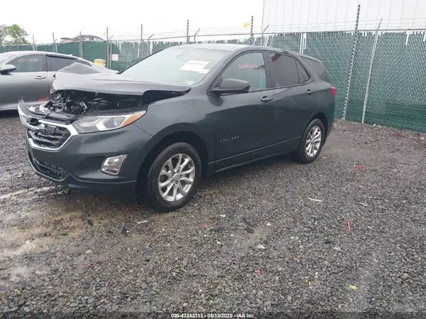 3GNAXSEV9LS660980 2020 CHEVROLET EQUINOX - Image 2