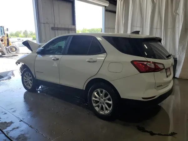 3GNAXSEV9LS722183 2020 CHEVROLET EQUINOX - Image 2