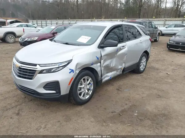 3GNAXSEV9NS107300 2022 CHEVROLET EQUINOX - Image 2