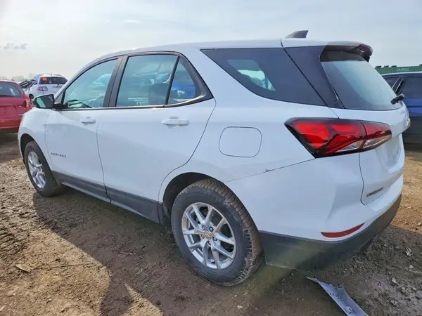 3GNAXSEV9NS210605 2022 CHEVROLET EQUINOX - Image 2