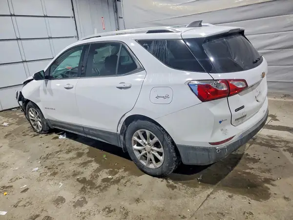3GNAXSEVXJL351140 2018 CHEVROLET EQUINOX - Image 2