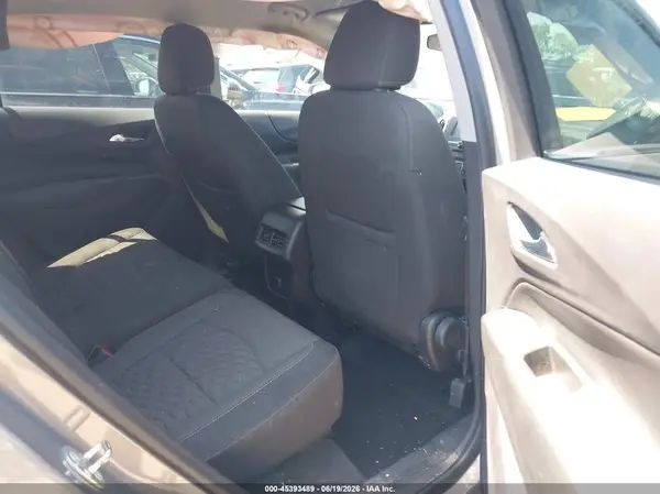 3GNAXSEVXJS617648 2018 CHEVROLET EQUINOX - Image 8