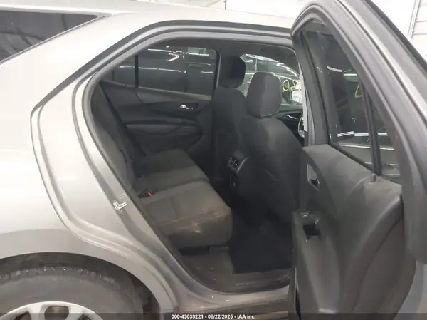 3GNAXSEVXJS634501 2018 CHEVROLET EQUINOX - Image 8