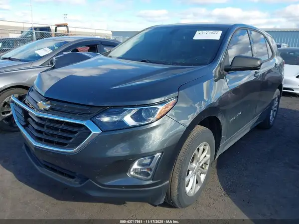 3GNAXSEVXKL176258 2019 CHEVROLET EQUINOX - Image 2