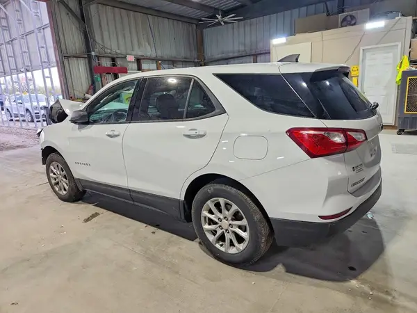 3GNAXSEVXKS547957 2019 CHEVROLET EQUINOX - Image 2