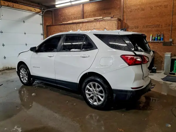 3GNAXSEVXLS671163 2020 CHEVROLET EQUINOX - Image 2