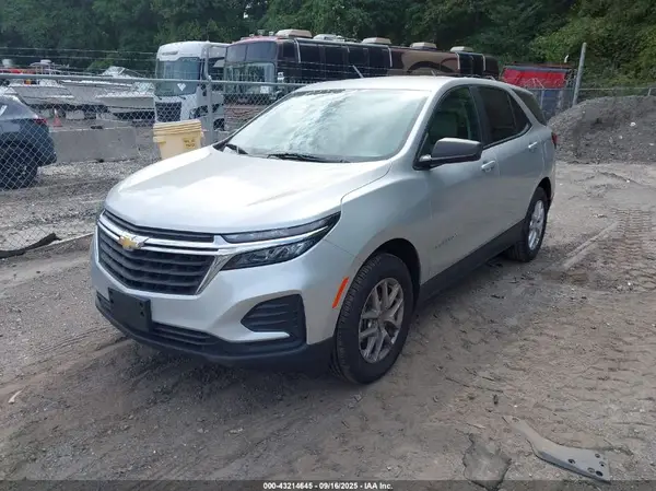 3GNAXSEVXNS172186 2022 CHEVROLET EQUINOX - Image 2
