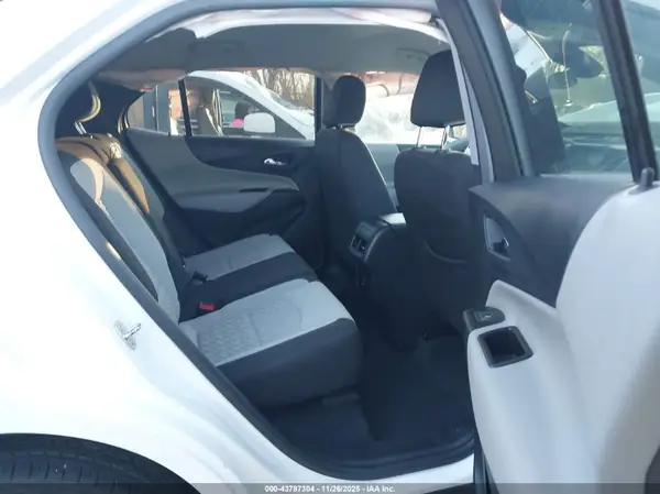 3GNAXTEG0PL126449 2023 CHEVROLET EQUINOX - Image 8