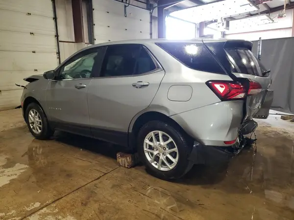 3GNAXTEG0RL243063 2024 CHEVROLET EQUINOX - Image 2