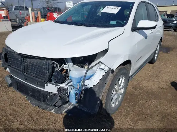 3GNAXTEG1PS166027 2023 CHEVROLET EQUINOX - Image 2