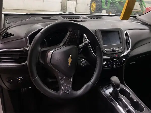 3GNAXTEG1RS230229 2024 CHEVROLET EQUINOX - Image 2