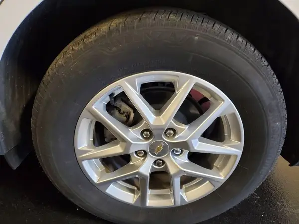 3GNAXTEG2PL112598 2023 CHEVROLET EQUINOX - Image 1