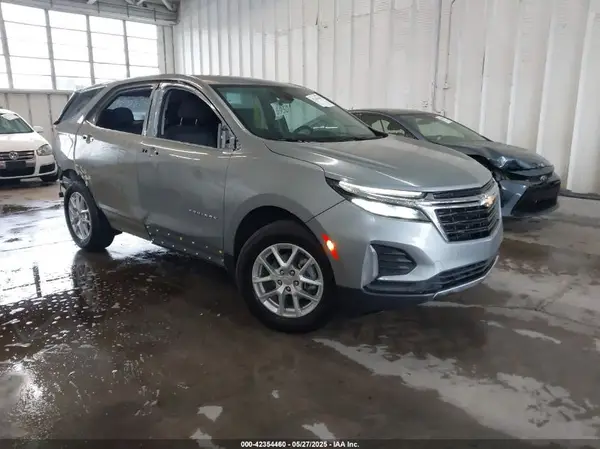 3GNAXTEG2RL240990 2024 CHEVROLET EQUINOX - Image 1