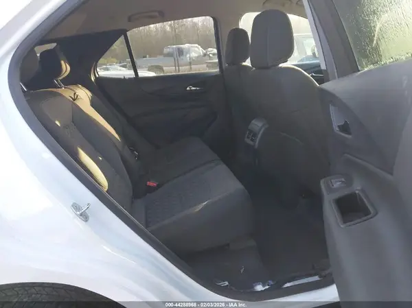 3GNAXTEG2RS182188 2024 CHEVROLET EQUINOX - Image 8