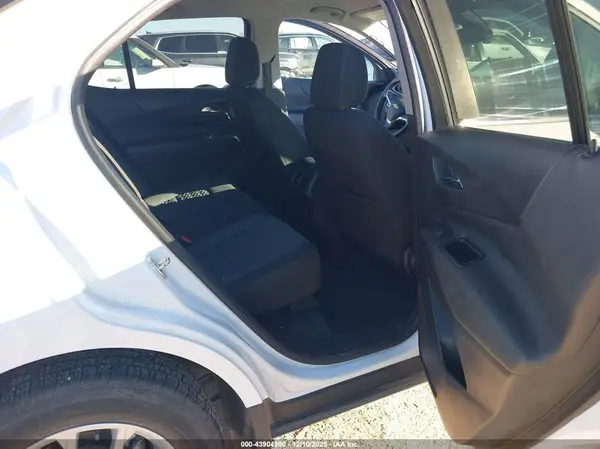 3GNAXTEG3PL236119 2023 CHEVROLET EQUINOX - Image 8