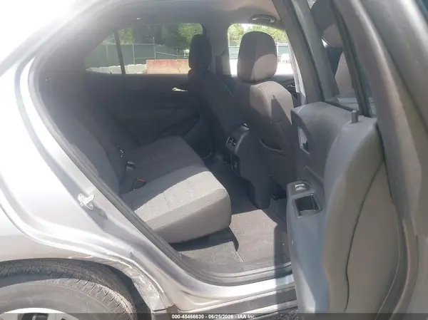 3GNAXTEG3RL240951 2024 CHEVROLET EQUINOX - Image 8