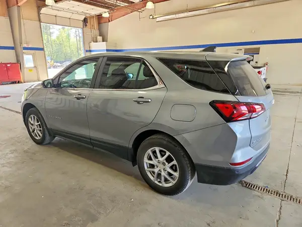 3GNAXTEG3RL243249 2024 CHEVROLET EQUINOX - Image 2