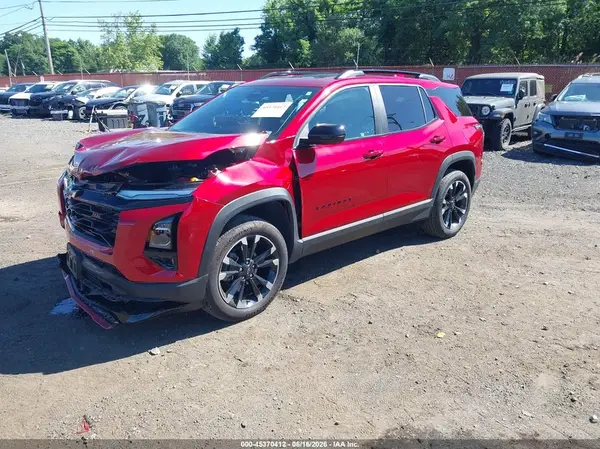 3GNAXTEG3SL168705 2025 CHEVROLET EQUINOX - Image 2