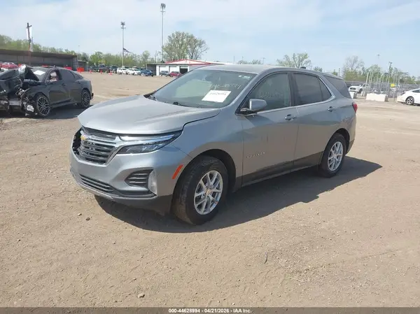 3GNAXTEG4RL236956 2024 CHEVROLET EQUINOX - Image 2