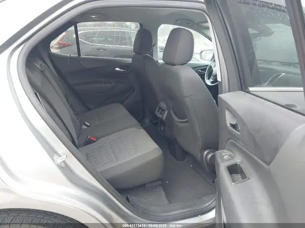 3GNAXTEG4RL247374 2024 CHEVROLET EQUINOX - Image 8