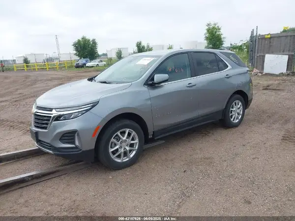 3GNAXTEG4RL258262 2024 CHEVROLET EQUINOX - Image 2