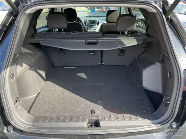 3GNAXTEG6PL253805 2023 CHEVROLET EQUINOX - Image 2