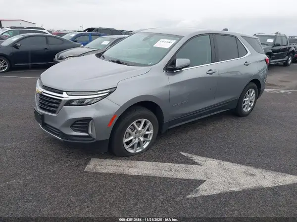 3GNAXTEG6PL268725 2023 CHEVROLET EQUINOX - Image 2