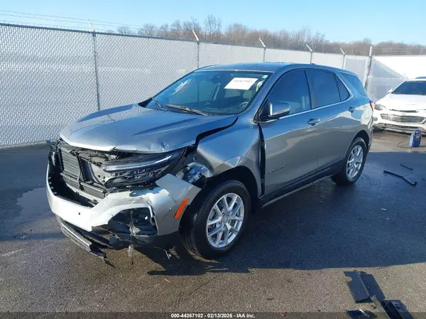 3GNAXTEG6PS165438 2023 CHEVROLET EQUINOX - Image 2