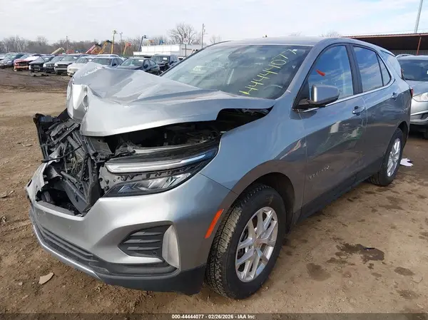 3GNAXTEG6RL236957 2024 CHEVROLET EQUINOX - Image 2