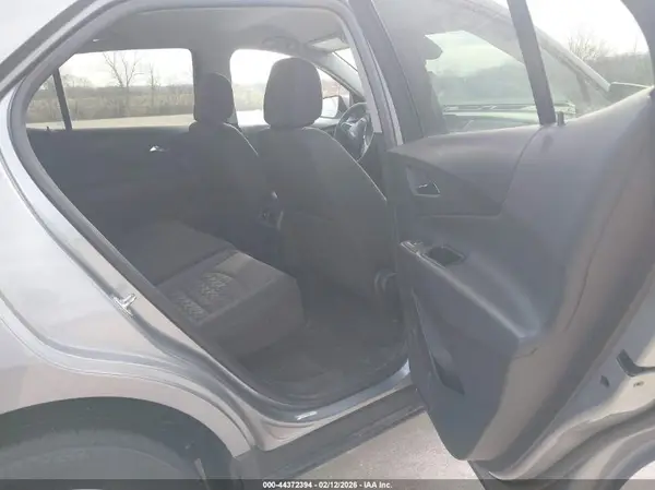 3GNAXTEG6RL274222 2024 CHEVROLET EQUINOX - Image 8