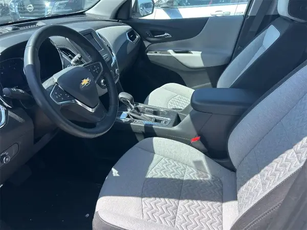 3GNAXTEG7PS209303 2023 CHEVROLET EQUINOX - Image 2