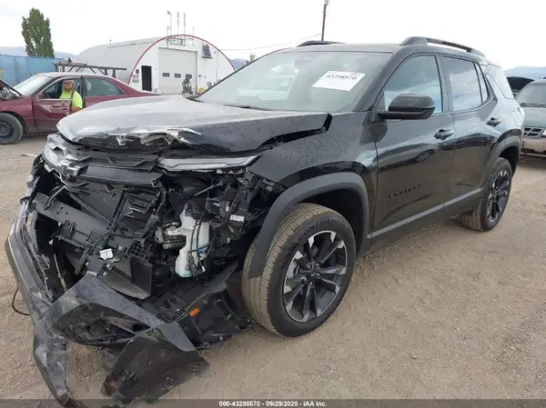 3GNAXTEG7SL284800 2025 CHEVROLET EQUINOX - Image 2