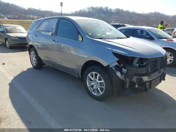 3GNAXTEG8PL263672 2023 CHEVROLET EQUINOX - Image 1