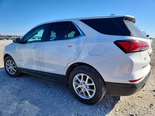 3GNAXTEG9RL273954 2024 CHEVROLET EQUINOX - Image 2